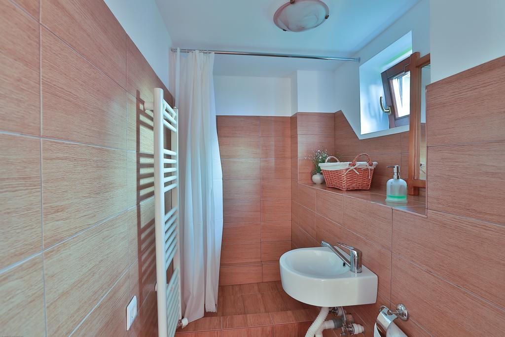 Pensiunea Casa Canda Salasu de Sus Ngoại thất bức ảnh